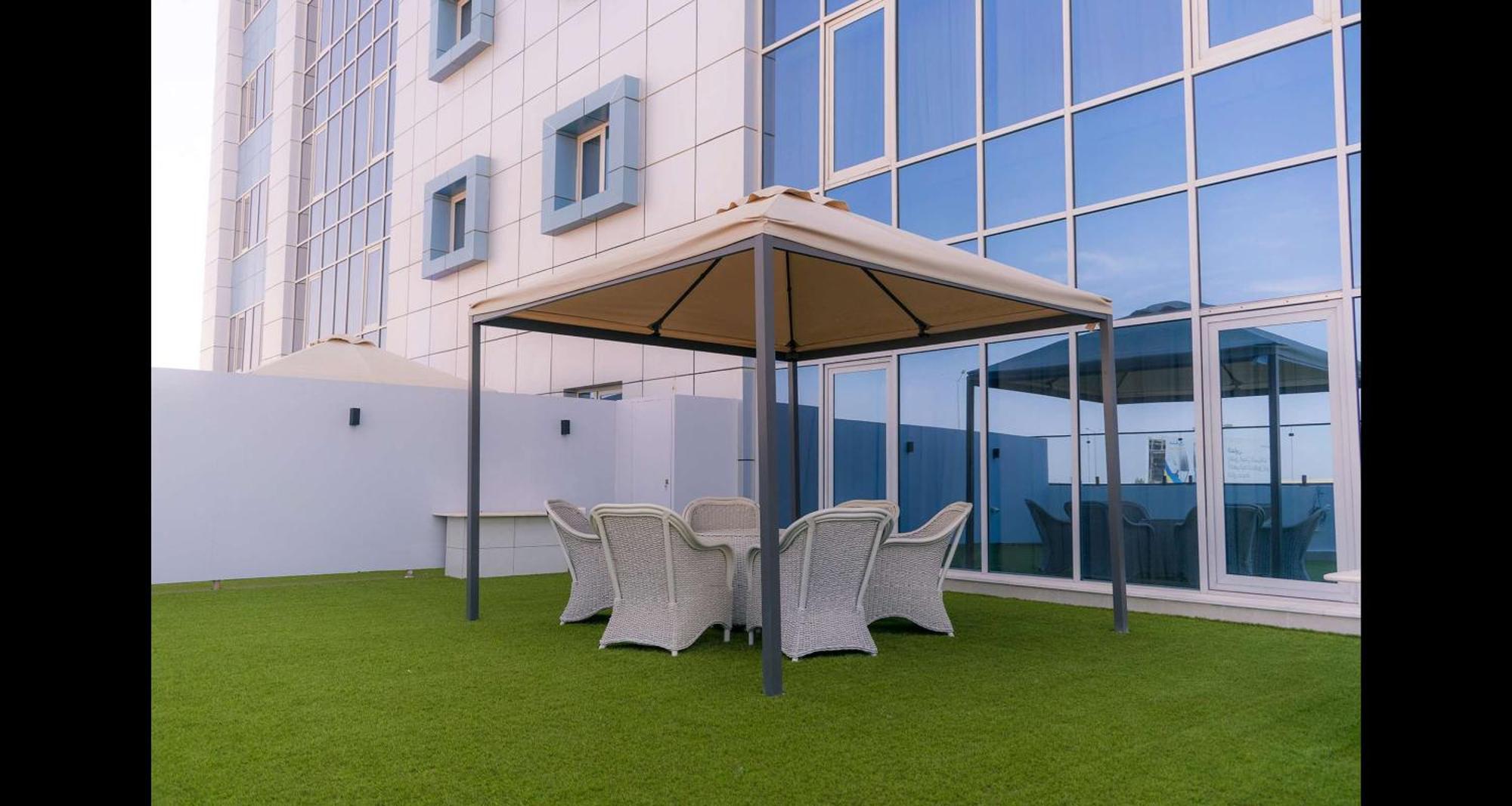 Best Western Plus Jeddah Hotel Madinah Road Esterno foto