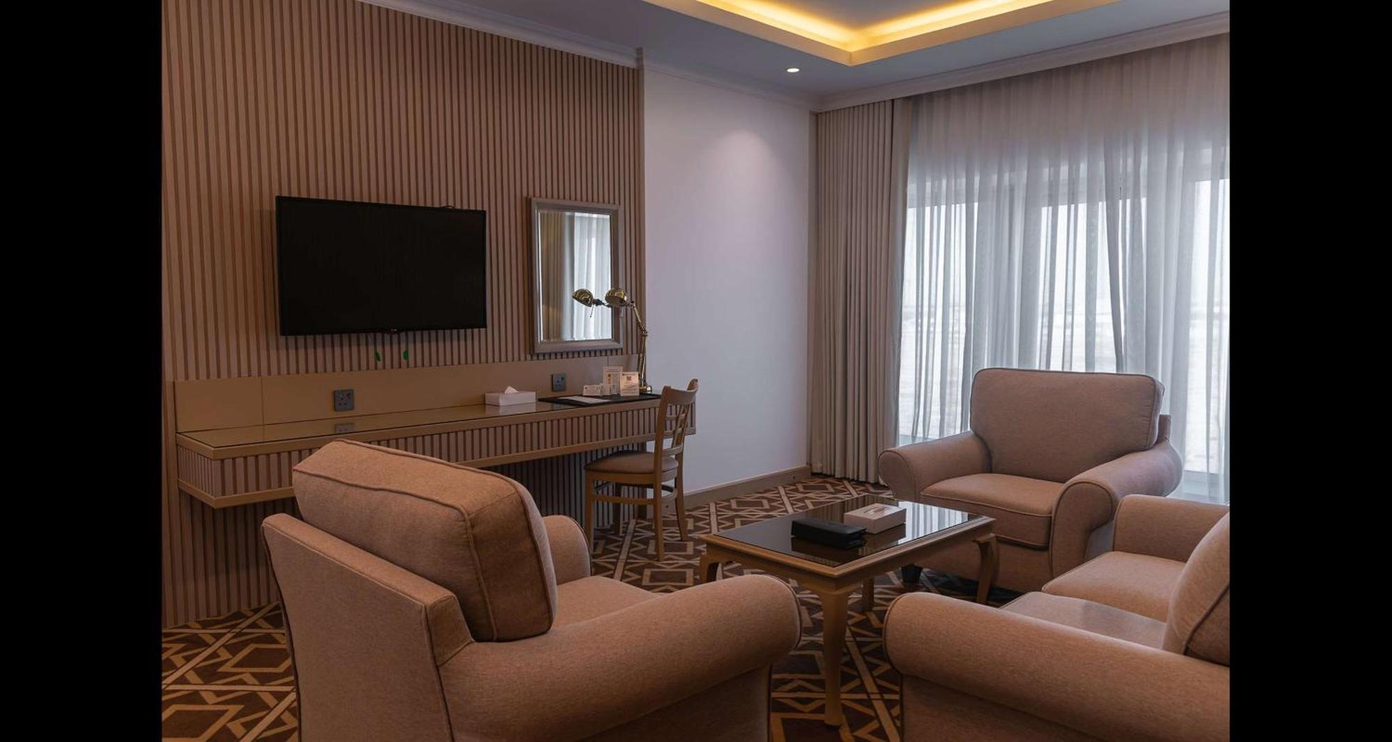 Best Western Plus Jeddah Hotel Madinah Road Esterno foto