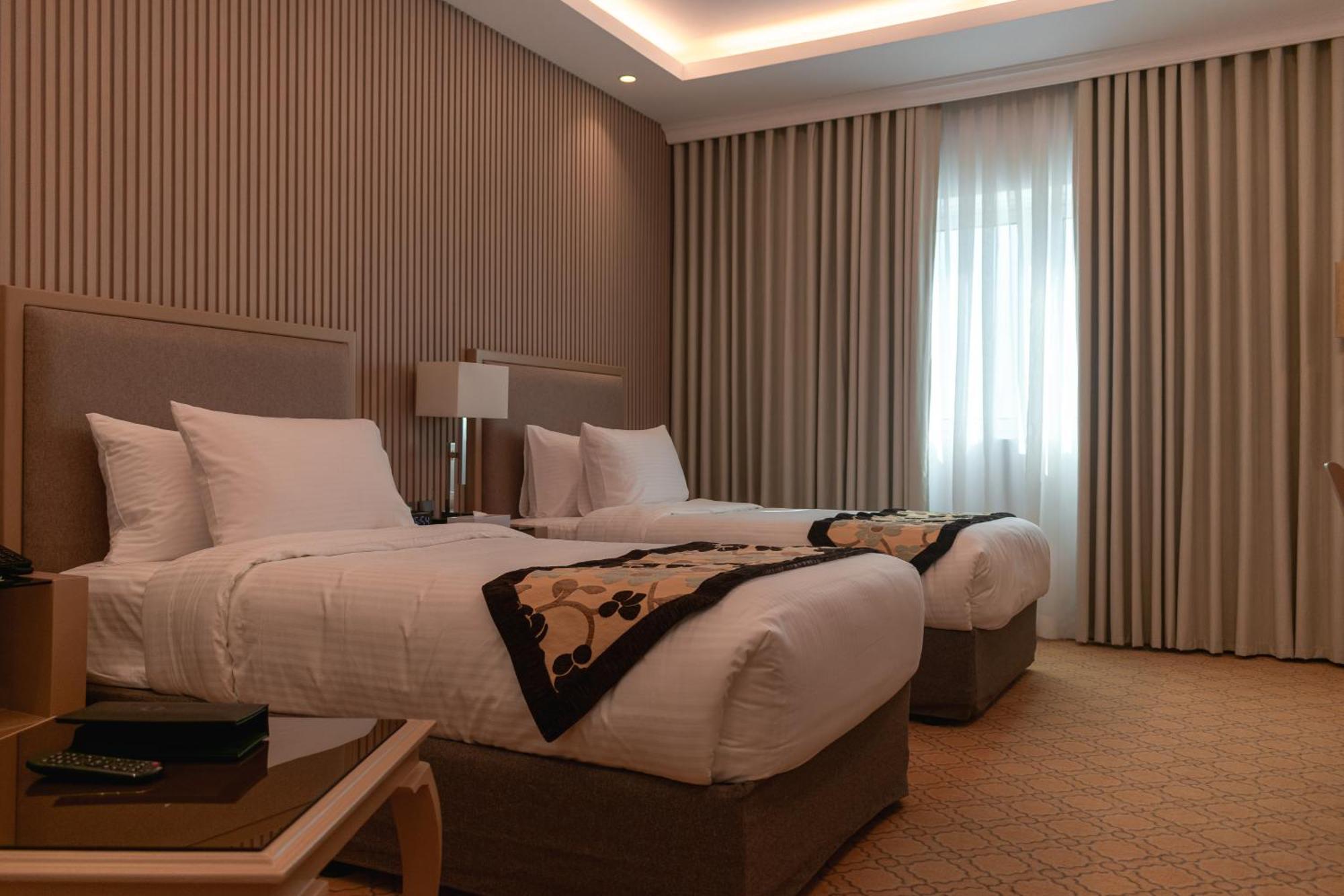 Best Western Plus Jeddah Hotel Madinah Road Esterno foto